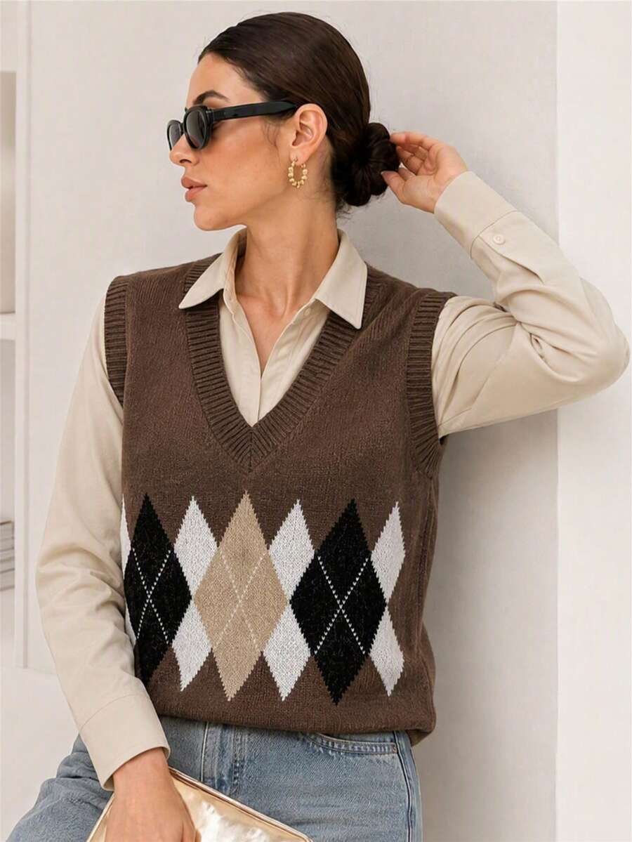 Women's Horizontal Striped Jacquard Knit Vest, V-Neck Sleeveless Sweater Fall - Coffee Brown - View 1
