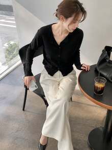 Stylish Women's Round Neck Long Sleeve Black Cardigan, Knitted Button Front Short Top, Versatile For Fall And Winter Wardrobe - Black - View 3