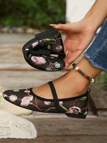 Embroidered Mesh Mary Jane Women's Shoes, Square Toe Elastic Strap Breathable Soft Sole Flat Shoes - Black - View 2