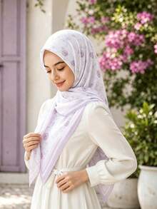 1 Buah Hijab Persegi Wanita 110cm Motif Bunga dan Renda, Hijab Persegi Modis dan Serbaguna, Mudah Dipakai, Cocok untuk Semua Musim - MultiWarna - View 12