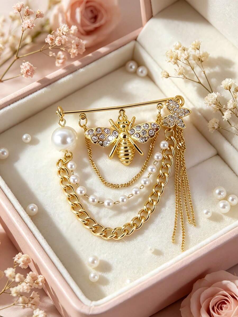 Attractive Bee Brooch With Anti Glare Pin Metallic Long Chain Brooch For Party Queens Retro Chain Tassel Lapel Pin To Match Up Gowns Fall Home Decor College Bathroom Travel Essentials Halloween Dorm Wall Wedding Office Back To School