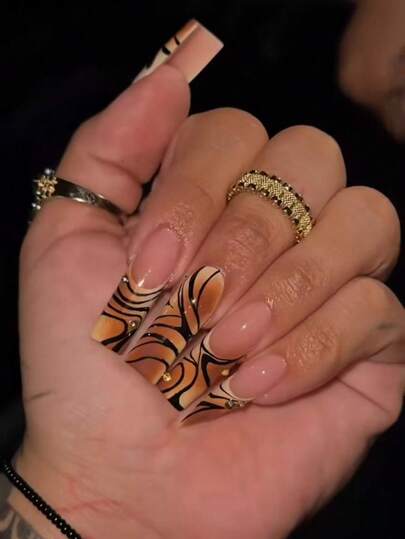 10Pcs Handmade False Nails, Press On Nails Handmade, Retro Fall Tiger Stripe French Tip Coffin Fake Nails With Gold Rhinestone Decor, Reusable Full‑Cover Artificial Nails For Women Girls, Fall Winter Daily Wear, Dating, Party, Festival Occasions