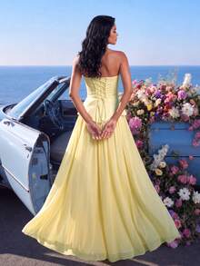 Gaun Formal Maxi Chiffon Tanpa Lengan dan Tanpa Tali Bahu Elegan untuk Wanita dari UNITHORSE - Kuning - View 2