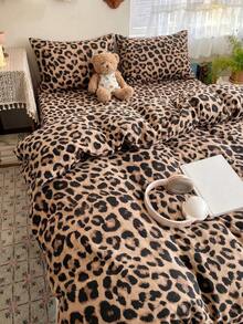 2/3pcs Brown Leopard Print Bedding Set, Soft And Breathable, Wrinkle-Resistant, Improves Sleep Quality, Luxury Hotel Style, Gift For Parents And Friends, Double-Sided Dual-Color Quilted Duvet Cover*1, Pillowcase*1/2, Size Options: Extra Large, Large, Standard Double, Single - Brown - View 1