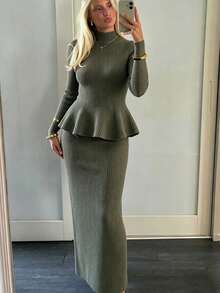 Autumn/Winter New Semi-High Neck Waist-Cinching Ruffle Hem Knit Top + Bodycon Long Skirt Vintage Slimming Two Pieces Set, Convenient Outfit With Fall - Olive Green - View 4