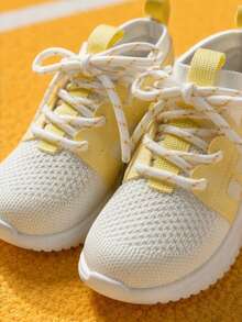 Colorblock Mesh Athletic Shoes, Breathable Mesh, Soft Sole, Lightweight, Lace-Up, Spring/Autumn, Outdoor, School, Casual Shoes For Kids - Yellow - View 4