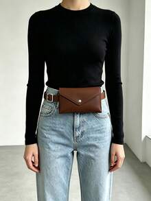Vintage Fashion Chain Buckle Women's Leather Belt Waist Bag, Daily Outing Wallet Phone Bag, Commute Matching Niche Design Waist Bag - Coffee Brown - View 4