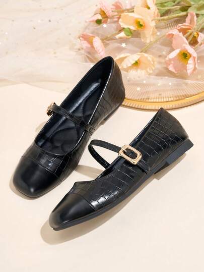 HFSHUNXY Flatjoy 2026 British Vintage Style, Autumn/Winter Women's Black Plaid Square Toe Mary Jane Flat Shoes, Commute Versatile, Elegant Fashion, Casual Minimalist, Suitable For Shopping, Dating, Party, Banquet, Valentine's Day, Patchwork Contrast Design, Single Strap Buckle
