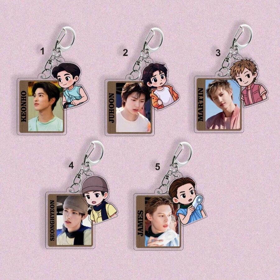 CO RTIS All Members Real Person Q Version Double-Sided Acrylic Keychain, Set Of 5 Designs Corresponding To Keonho, Juhoon, Seonghyeon, James And 5 Members, Real Photo Paired With Cute Q Version Design For Creative Vibe, High-Definition Printing With High Color Fidelity, Thickened Acrylic Material Wear-Resistant Scratch-Resistant And Anti-Yellowing, Metal Lobster Clasp For Easy Opening And Closing, Can Be Hung On Backpack, Keys, Card Holder, Popular Merchandise For HYBE New Boy Group Fans Collection And Support Decoration