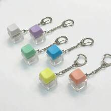 1pc Keyboard Fingertip Toy, Fingertip Press Keyboard Keychain Stress Relief Toy, Button Stress Relief Gift, Adult Stress Relief, Pass Time - Multicolor - View 2