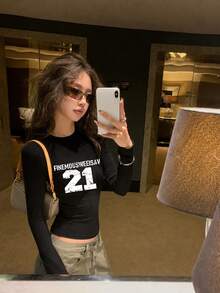 Early Autumn Black Slim Fit Flattering Y2K Long Sleeve T-Shirt For Women, Minimalist Letter Print Design Unique Top - Black - View 3