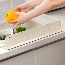 Silicone Splash Guard With Integrated Strong Suction Cup Design, Effectively Blocks Water Splashing, Easy Installation And Flexible Folding For Convenient Kitchen Cleaning - View 13