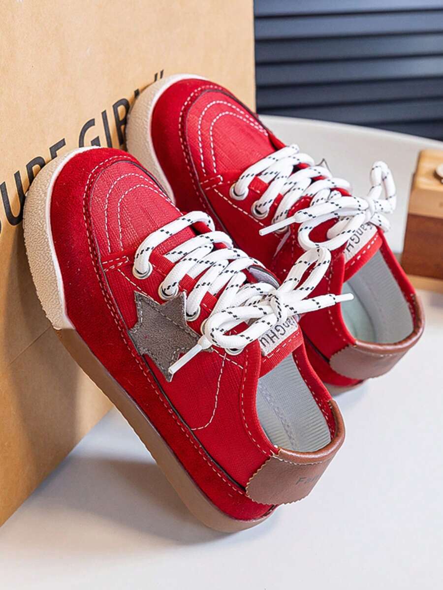 Kids Star Decor Canvas Lace-Up Soft Sole Anti-Slip School Casual Versatile Shoes - Red - View 1