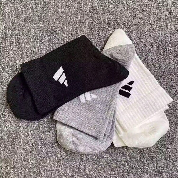 Adidas 中性 SPW CREW 3PP 中筒運動襪 黑白灰經典三色組合 3雙裝 JC9272 - 黑色/白色/淺灰色 [JC9272] - 查看 12