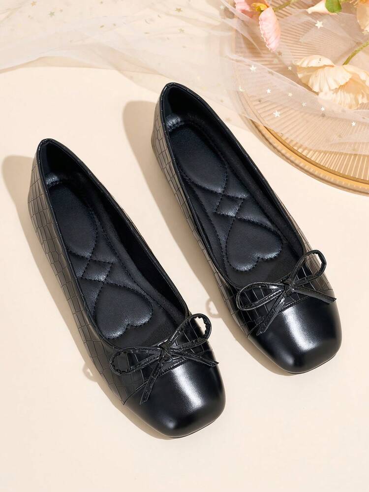HFSHUNXY Flatjoy 2026 Sepatu Flat Wanita Ujung Persegi Elegan untuk Musim Gugur/Dingin, Sepatu Hitam, Nyaman, Slip-On, Sepatu Balet dengan Pita Kontras Warna, Cocok untuk Hari Valentine, Aktivitas Luar Ruangan, Belanja di Jalanan, Kencan, Serbaguna - Hitam - View 10