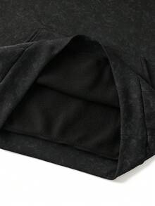Áo hoodie nam in hoa và chữ, dáng rộng, kiểu chui đầu, vải wash - màu đen - Xem 6