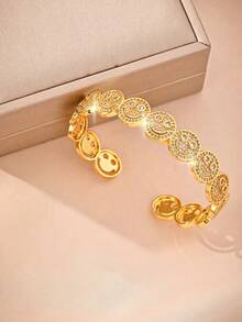 Fashionable European Style Luxury Hollow Cubic Zirconia Smiling Face Bracelet Ring, High-End Personalized Gift, Suitable For Girlfriend, Suitable For Wearing At Banquets. - Gold - View 5