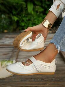 Women's Hook & Loop Mesh Breathable Round Toe Flat Mary Jane Shoes, Vintage Gentle Style Spring/Summer Daily Commute Shoes - Beige - View 2
