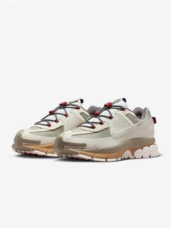 Nike Zoom Vomero Roam Men's Functional Sports Shoes, Multi-Layer Suede Patchwork Upper, Protective Trim Design IQ1126-317 - Off White - View 1