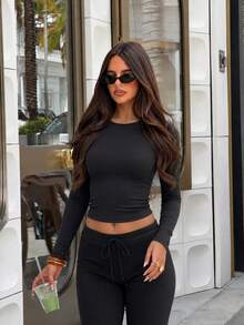 Autumn/Winter Women's Fashion Cropped Long Sleeve Top & Slim Fit Tie-Up Flare Leggings 2 Pieces Sports Set - Black - View 3