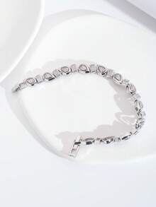 1pc Luxury Elegant Sparkling Cubic Zirconia Teardrop Design Bracelet Suitable For Women Wedding Banquet Wear, Gift Box Not Included - Silver - View 3