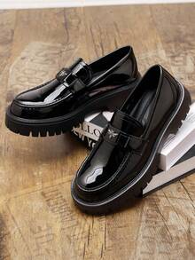 Men's Round Toe Bee Decor Slip-On Loafers Thick Sole Business Formal Shoes For Office, Banquet, Date, Commute And Casual Wear - Black - View 5