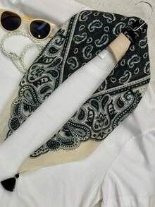 Women Retro Paisley Print Triangle Scarf, Beige Base With Contrast Tassel Fringe, Soft Neck Bandana For Daily Casual Outfit - Multicolor - View 3