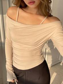 ROSIE POPHUB Women's Asymmetric Off‑Shoulder Spaghetti Strap Long Flare Sleeve Crop Top Slim‑Fit Casual Blouse For Daily Commute Fall & Winter - Beige - View 3