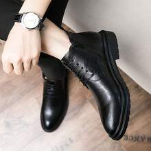 Sepatu bot tinggi pria motif kotak-kotak timbul dengan tali pengikat dan detail resleting samping, ujung bulat, gaya ramping, cocok untuk kantor, pesta, kencan, dan berbagai acara. - Hitam - View 7