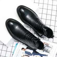 Sepatu bot tinggi pria motif kotak-kotak timbul dengan tali pengikat dan detail resleting samping, ujung bulat, gaya ramping, cocok untuk kantor, pesta, kencan, dan berbagai acara. - Hitam - View 4