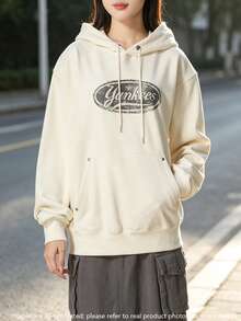 MLB Unisex Sports Sweatshirt, 26-Year Vintage Distressed Print Pullover, 3AHDM0654-50CRS - Cream White - View 1