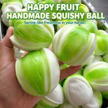 1 buah Mainan Squishy Pistachio dengan Balok Bangunan Tersembunyi di Dalamnya, Mainan Sensori Fidget dengan Suara ASMR Renyah, Mainan Pereda Stres yang Mengembang Perlahan, Mainan Meja Pereda Kecemasan untuk Dewasa, Hadiah Kantor - MultiWarna - View 3