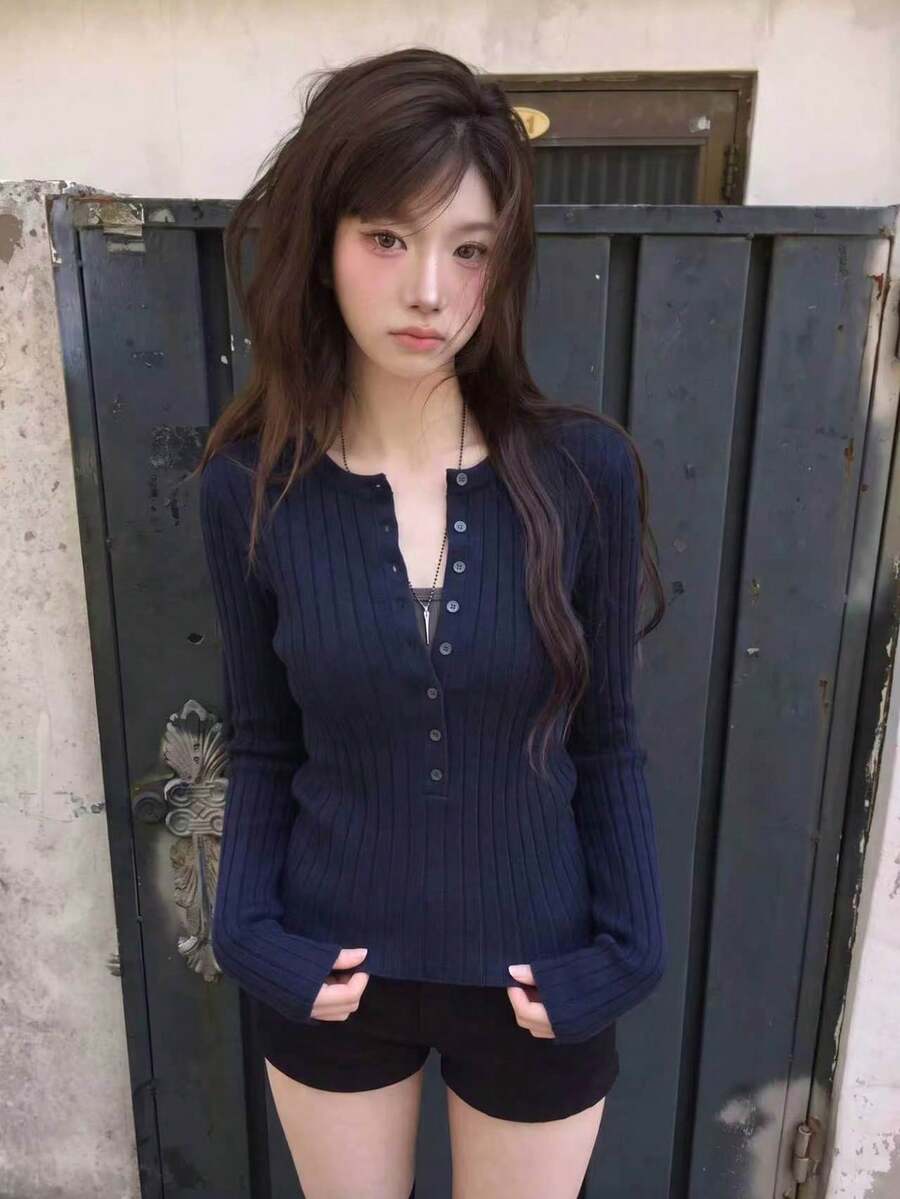 Autumn New Korean Style Slim Fit Button Knit Sweater, Versatile Long Sleeve Base Layer Top Vacation Fall - Navy Blue - View 1