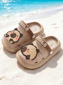 1 Pasang Sandal Anak Capybara Summer EVA, Sandal Mandi Anak Laki-laki dengan Sol Lembut dan Anti Selip - Coklat - View 2