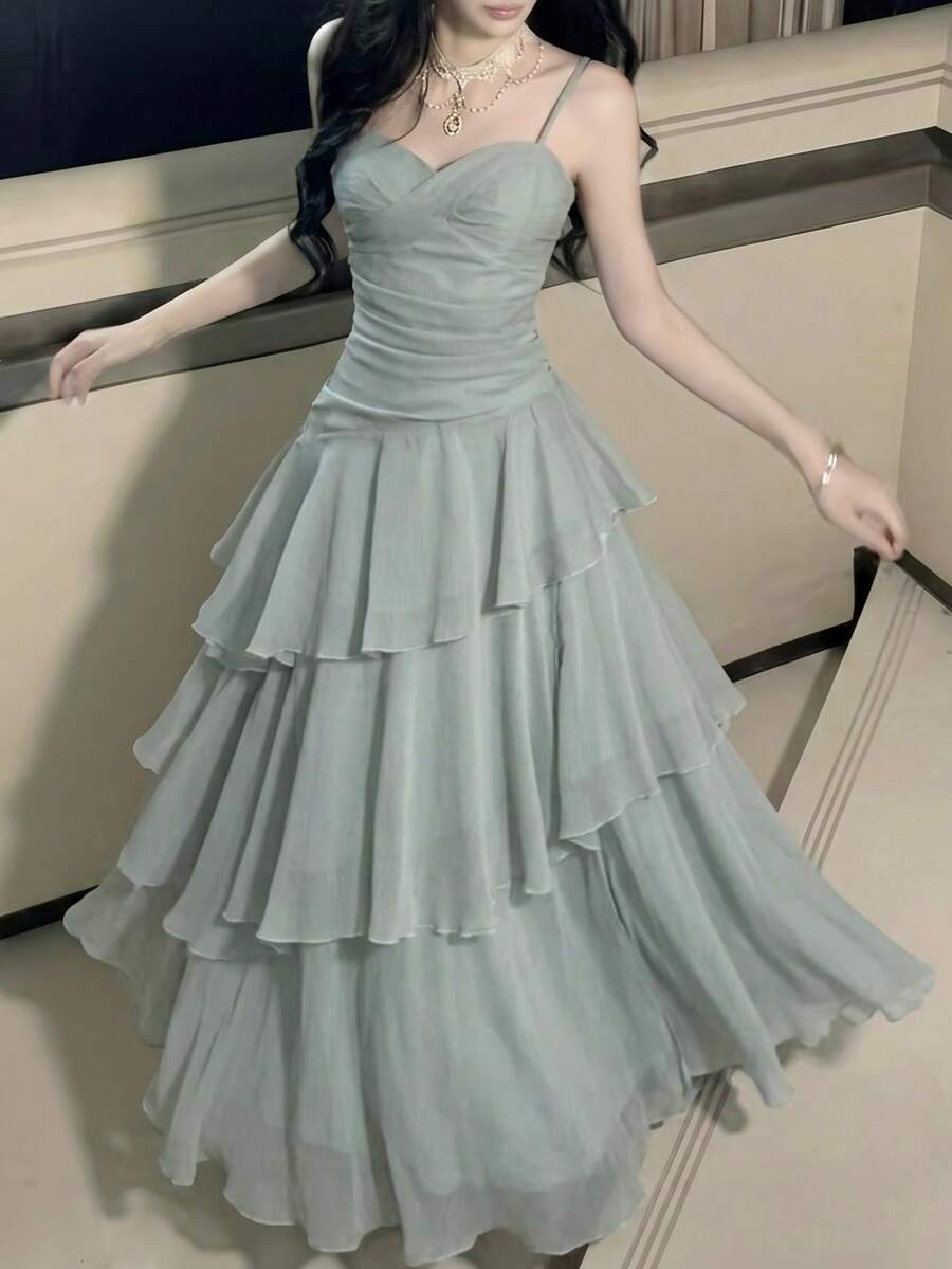 Gaun Elegan dengan Hem Bergelombang Asimetris dan Tali Bahu Tipis, Cocok untuk Wanita, Tali Bahu Tipis Minimalis, Sempurna untuk Pesta, Prom, Acara Malam Hari, Pernikahan, Acara Pulang Kampung, dan Acara Lainnya, Ideal untuk Dipakai di Musim Panas dan Musim Semi