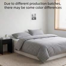 3 PiecesStriped Black Plaid Polyester Duvet Cover Set, Machine Washable, Comfortable For All Seasons, Suitable For Bedroom And Guest Room (Set Includes 1 Duvet Cover And 2 Pillow Shams, Duvet Insert And Pillow Inserts Not Included) - Black Square - View 1