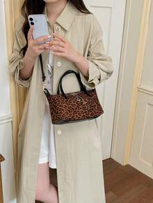 2026 Autumn/Winter Fashion New Personalized High-End Design Leopard Print Exquisite Portable Crossbody Women's Bag - Coffee - View 5