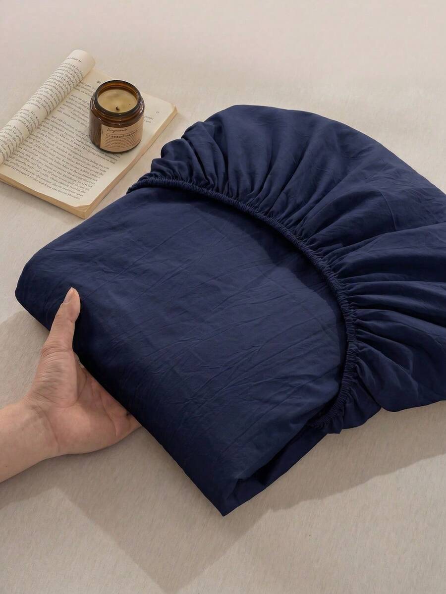 1pc Navy Blue Ultra Soft Solid Color Fitted Sheet, Lightweight Bedding Mattress Cover, Deep Pocket Design, Fits Up To 11.8 Inches Thick, Soft And Breathable, Suitable For Twin, Full, Queen, King Sizes, All Seasons - Navy Blue - View 1