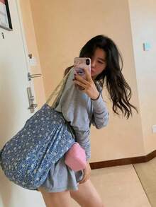 韓式花卉帆布托特包女款，大容量可折疊校園包，適合大學生通勤與旅行，單肩學生包，抓皺雲朵包 - 藍色 - 查看 7
