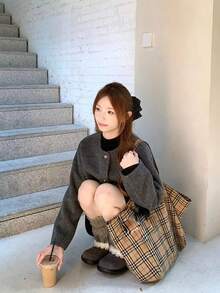 [Y6Y]Women's Autumn/Winter Black & Gray Overcoat, Elegant & Gentle Style, Warm Round Neck Button-Up Woolen Overcoat - Dark Grey - View 5