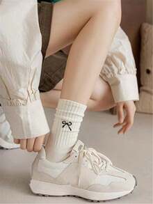 12/6 Women's All-Season Socks Set, Suitable For Autumn/Winter, Made Of Warm And Thick Fabric, Soft Material, Vintage Style, Suitable For Daily Casual Wear, Design Can Be Paired With Calf-Length Loop Design, Random Color Shipment. - Crew Socks - View 4