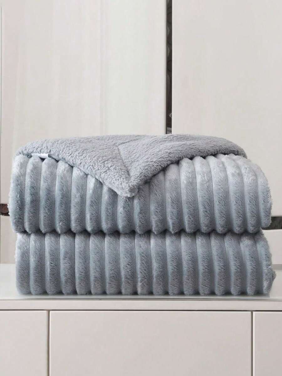 Quilt Sets - Grey - View 1