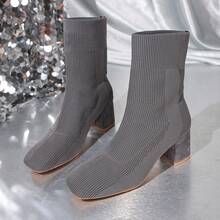 Sepatu Boots Slip-On Setengah Betis Wanita dengan Ujung Persegi dan Hak Tebal, Bahan Rajut Elastis, Pas Ramping, dan Serbaguna untuk Komuter. - Grey - View 7