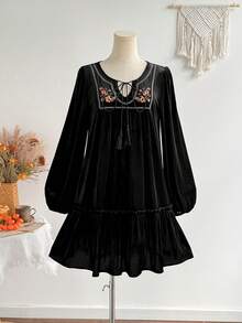Rusttydustty Women's V-Neck Vintage Floral Embroidered Babydoll Loose Fit Short Dress - Black - View 2