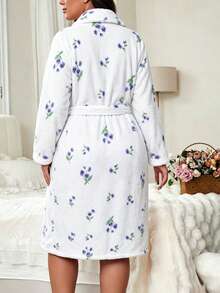 Plus Size Women's V-Neck Long Sleeve Flannel Thickened Robe, Elegant Floral Pattern With Waist Tie, Autumn/Winter Loungewear - White - View 2