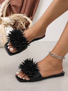 Women's Fashion Plus Size Black 3D Floral Rhinestone Square Toe Slide Sandals, Fabric Flower Decor Flat Sandals, European & American Style Rhinestone Flower Beach Slippers, Sparkling Rhinestone Flower Open Toe Flat Slides, European & American Style Fabric 3D Floral Rhinestone Decor Slide Sandals, Black Square Toe Flat Open Toe Beach Vacation Outdoor Slippers - Black - View 2