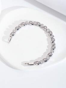 1pc Luxury Elegant Sparkling Cubic Zirconia Teardrop Design Bracelet Suitable For Women Wedding Banquet Wear, Gift Box Not Included - Silver - View 4