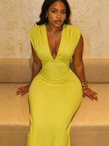 Sexy Elegant Deep V-Neck Solid Yellow Maxi Dress, Suitable For Party, Date, Valentine's Day, Casual Outing, Wedding Guest, Concert, Birthday, Club, - Yellow - View 1