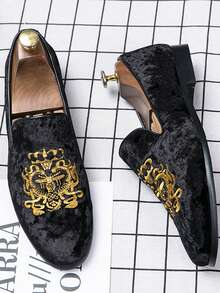 New Men's Loafers, Minimalist Solid Color, Suede, Low-Top, Fashionable British Style, Soft Sole, Comfortable Casual Shoes, Suitable For Parties, Banquets And Vacations. [Product Size Runs Small, Please Choose Appropriate Size] - Black - View 1