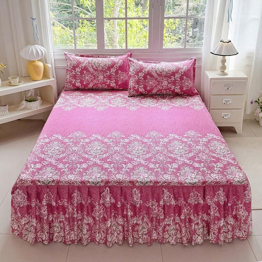 3pcs New Printed Ruffle Bed Skirt Set (Bed Skirt*1, Pillowcase*2, Pillow Insert Not Included) Bed Skirt Bed Cover Bed Sheet Mattress Protector Double Layer Ruffle Decor Cozy Room, Hot Selling Machine Washable, Multiple Sizes Available, All Season Use, Holiday Gift, Christmas Gift, Made In China